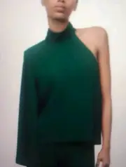 NWT ZARA WOMAN'S ASYMMETRIC TOP GREEN SIZE Small Bin22