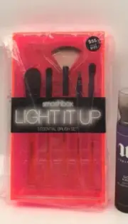 New Sealed Smashbox LIGHT IT UP Essential Makeup Brush Set $55 Value