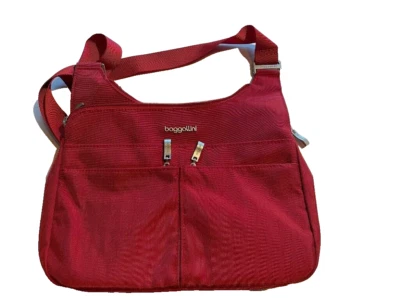 Baggallini Cross Over Crossbody in Apple Red Silver