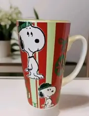 Gibson ceramic Peanuts Snoopy Tall Red And Green 16 oz. Latte coffee Mug Cup