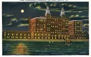 Hotel Chamberlain-Vanderbilt, Old Point Comfort, Virginia --POSTCARD