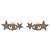 在飛比找Yahoo奇摩購物中心優惠-CHANEL 經典大小星星雙C LOGO水鑽鑲飾穿式耳環(金