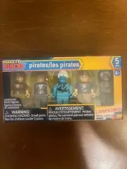 Make It Blocks Pirates Five Figure Box Set - BRAND NEW Building Blocks