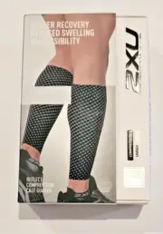 2XU Reflect Compression Calf Guards Size M New in Box