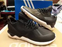 在飛比找Yahoo!奇摩拍賣優惠-ADIDAS TUBULAR RUNNER 黑白 US11