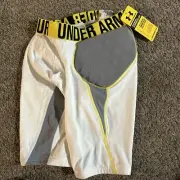 Under Armour Football Padded Compression Shorts Men’s Medium NWT (1234207)