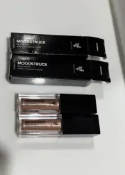 Younique Moodstruck LIQUID Eyeshadow - REVERENT