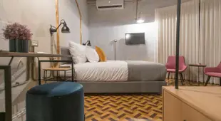 JOJO Boutique Hotel