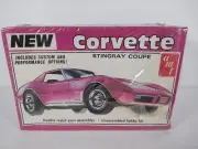 Corvette Stingray Coupe AMT 1:25 Model Kit T468 Sealed Box - Box Creases