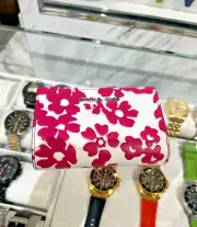 Michael Kors Jet Set Women Medium Floral Print Bi-Fold Zip Wallet Dragonfruit