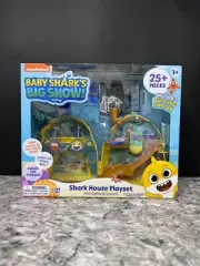 Baby Shark's Big Show! Shark House Playset Lights & Sounds Nickelodeon 25+piece