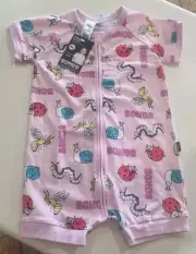 Bonds Baby Short Sleeve Zip Wondersuit Romper size 3 Colour Ladybug