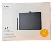 Wacom Intuos (Medium) Wireless Graphics Drawing Tablet- Brand NEW - NIB (Black)