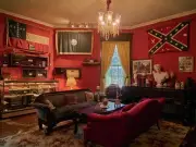 Living room Octagon Hall, eight-sided antebellum mansion Franklin, Kent