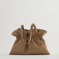在飛比找Yahoo!奇摩拍賣優惠-ZARA HOME女包 新款雲朵包褶皺細節單肩包手提包購物包