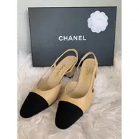 在飛比找蝦皮購物優惠-二手 Chanel 香奈兒 slingback 米黑低跟鞋 