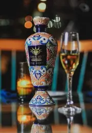 Tequila Amor Mío Extra Añejo 2019, 100% Agave, Handcrafted ceramic bottle, 750mL
