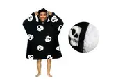 Blanket Hoodie with Sherpa Reverse Black Pirate Skulls