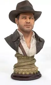 Diamond Select Toys Indiana Jones and The Raiders of The Lost Ark Legends in