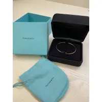 在飛比找蝦皮購物優惠-現貨 Tiffany & co T WIRE 玫瑰金手環 M