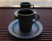 在飛比找Yahoo!奇摩拍賣優惠-日本大倉陶園OKURA咖啡杯，日本皇室和歐洲王室御用品牌 G