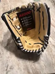 New Wilson A2000 1750 12.50 RHT