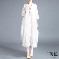 在飛比找momo購物網優惠-【初色】涼爽透氣復古蕾絲素色寬鬆中大尺碼圓領七分袖短袖連身裙
