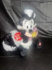 Hallmark 10” Pepe Le Pew “I Pick You!” Plush W/ Sound