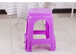 家用加厚塑料凳子客廳成人塑料椅子圓凳餐桌高凳高板凳工廠膠方凳