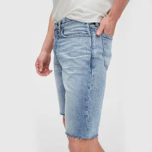 Gap 男裝 時尚做舊水洗牛仔短褲-藍色(536731)
