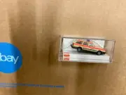 Busch HO Train Scenery Item 48105 VW Passat MHD Notarzt Cream/Orange NIP