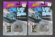 2 Johnny Lightning Lost in Space The Chariot Classic Series 1:64 Scale Diecast