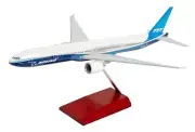 Hogan Boeing 777-300ER House Livery Desk Top Display Jet Model 1/200 Airplane