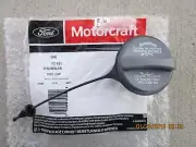 97-02 FORD E-250 ECONOLINE BASE XL FUEL GAS TANK FILLER CAP WITH TETHER OEM NEW (for: Ford)