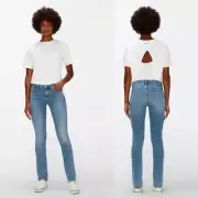 NWT 7 For All Mankind Kimmie Straight Form Fitted Denim Jeans Blue Light Wash