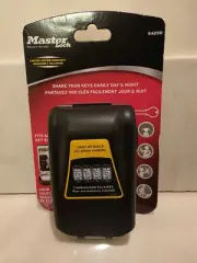 Master Lock 5425D Light Up Wall Mount Dial button Lock Box New