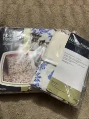 New Vintage JC Penny No Iron Percale Full Size Fitted Sheet With Pillow Cases