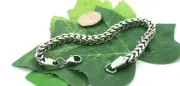 Men's 8.75'' 316L Surgical Stainless Steel Square Section Curb Link Bracelet