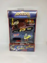 AKEDO ULTIMATE ACRADE WARRIORS Chux Lee Vs Epic Crackup Action Figures NEW