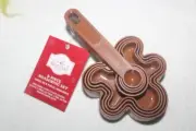 8 Piece Measuring Spoons & Cups Set Christmas Gingerbread NEW Holiday Time