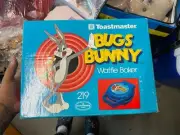 NOS Toastmaster Bugs Bunny Waffle Pancake Maker Baker Looney Tunes 1991
