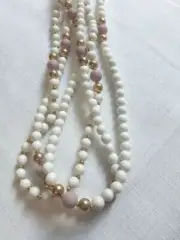 Vintage Alabasta White & Purple Plastic/Lucite Beaded Necklace 23 Inch - VJ157