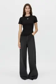 Nora Cotton Fitted Tee in Black - CAMILLA AND MARC® C&M