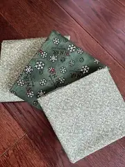 Mumms The Word by Debbie Mumm SSI Christmas Almost 1 1/2 Yards Total Vintage
