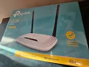 TP link TL-WR 841N 300 mbps wireless router new sealed