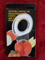 Onion Tomato Vegetable Slicer Cutting Aid Guide Holder Slicing Cutter Gadget New