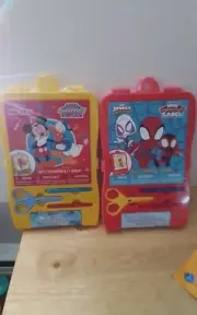 Disney Junior Mickey Mini Activity Easel & Spidey Amazing Friends