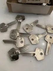 Lots of 10 270LN N1007KMB 5 Pin Key Blanks Master Sectional Sargent L Keyways