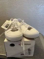 Superga Unisex 2750 Cotu Classic Sneakers Size 8 Men/9.5 Women White Canvas