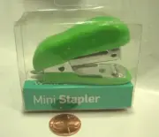 WEXLER GREEN Mini Desk Office SUPPLIES School Stapler BOX 1000 STAPLES CRAFTS